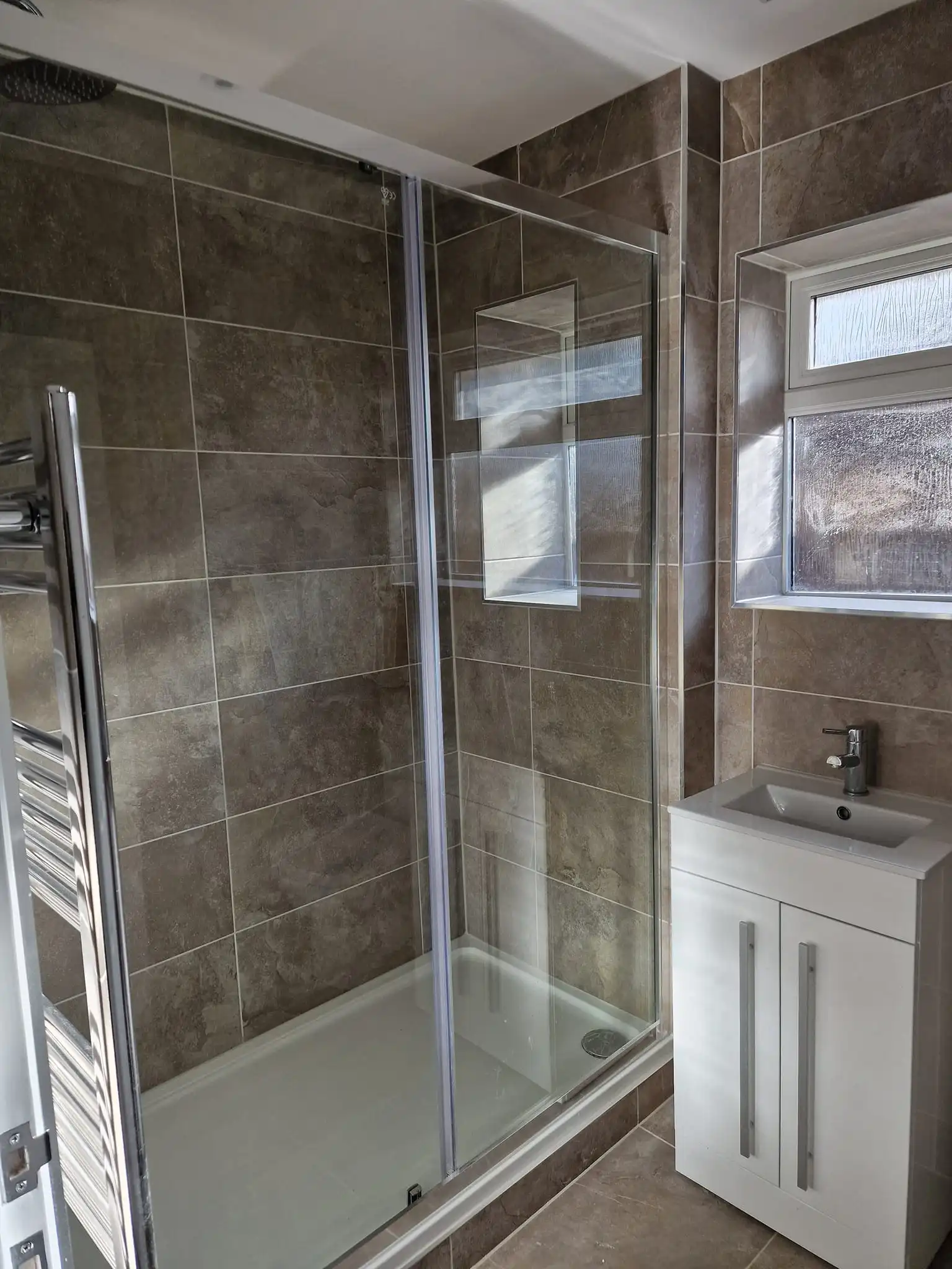 bathroom-makeover-renovation-walton-upon-thames