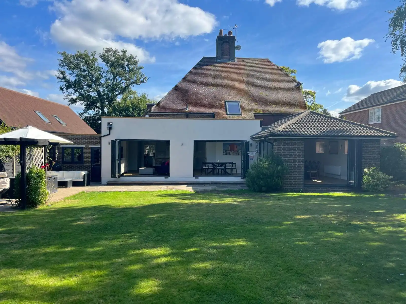local-landscapers-completed-garden-surrey