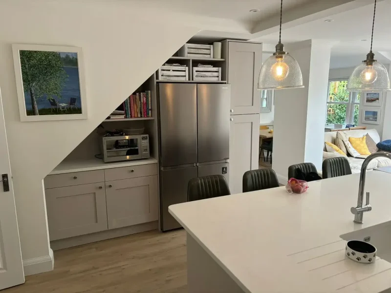 Bespoke Kitchens 6 bespoke kitchen installers in surrey with fitted cabinets and pendant lighting